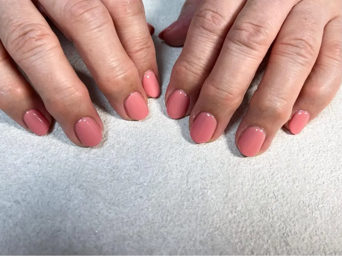 ネイル オーロラネイル フラワーネイル フットネイル フレンチネイル ジェルネイル ハンドネイル mogunail &blowのネイルデザイン