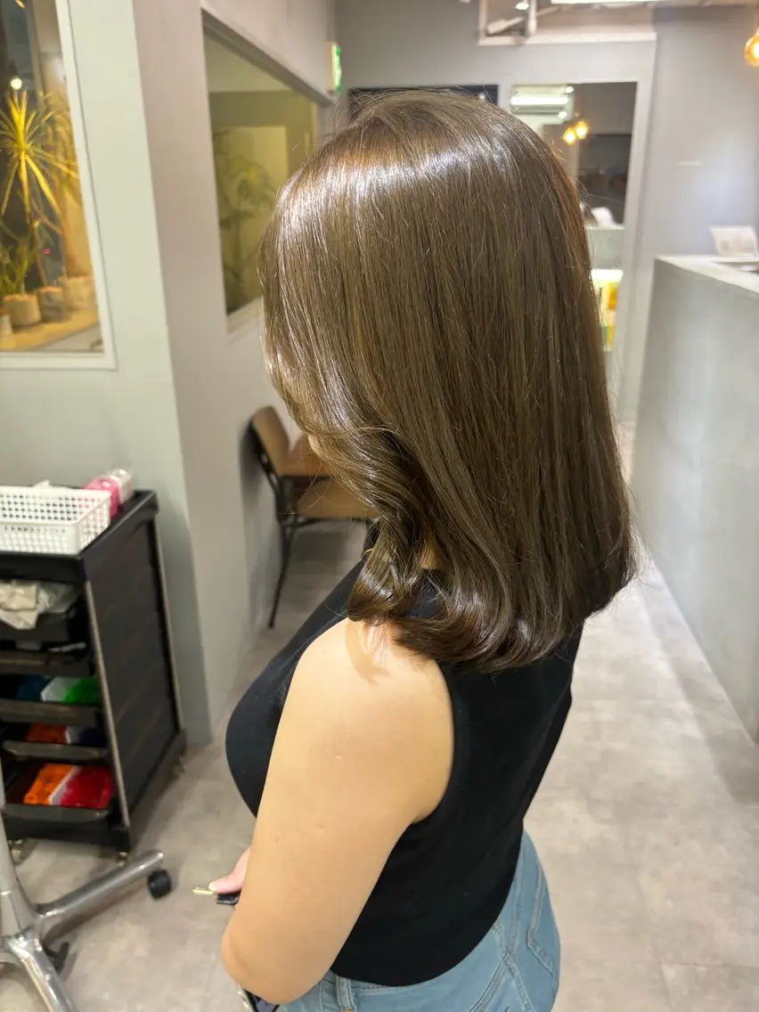 ミディアム カラー ベージュカラー オリーブベージュ カット ヘアカラー トリートメント きよはらちさき🍑 柔らかカラー🌱🫧のヘアスタイル