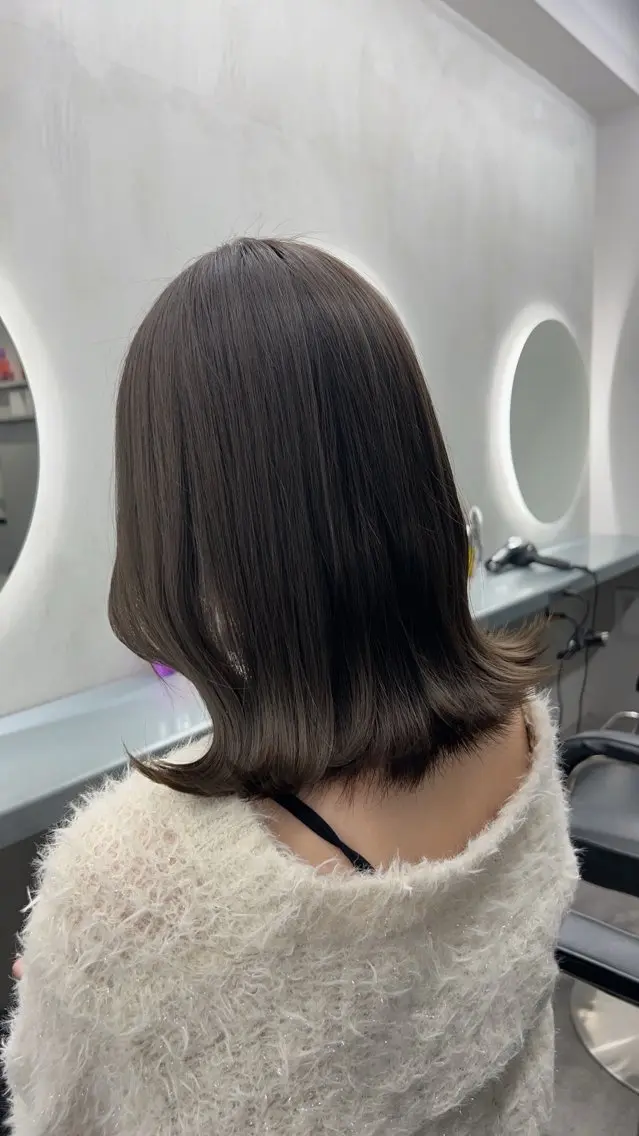 ミディアム アッシュ アッシュグレー ヘアカラー グレージュ 透明感 ブリーチなし田島晃汰のヘアスタイル