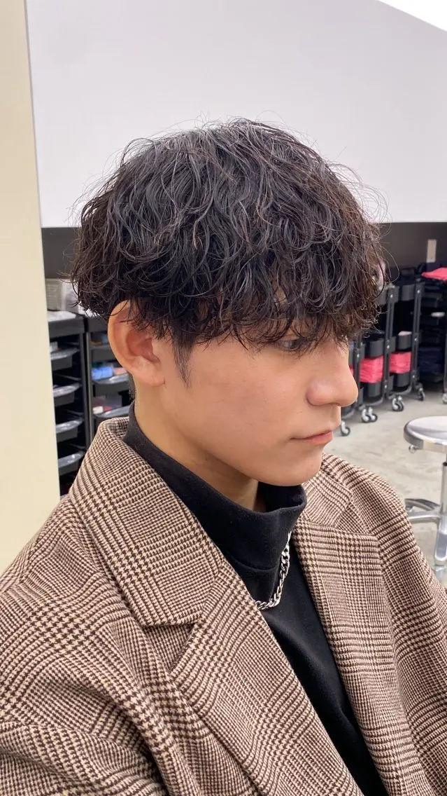 ショート パーマ メンズ メンズパーマ 波巻きパーマ スパイラルパーマ 名古屋/ショート /縮毛矯正のヘアスタイル