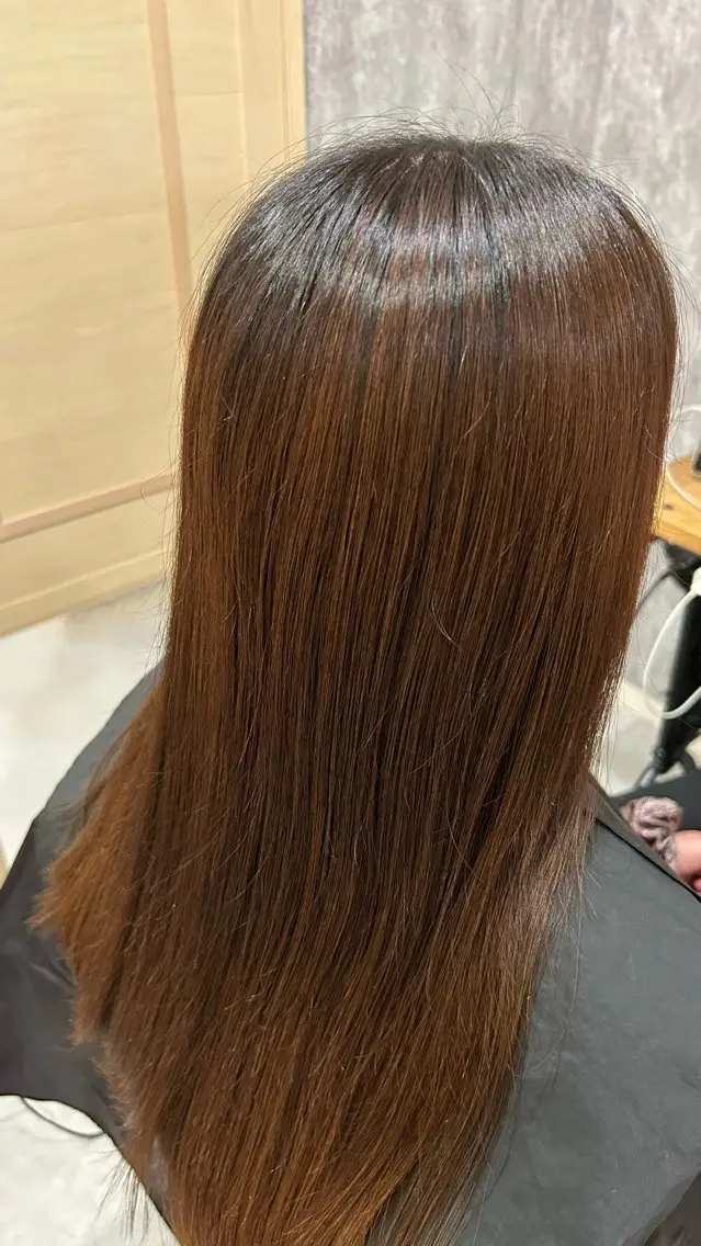ロング カラー パーマ 似合わせ 顔周りYUUGAのヘアスタイル