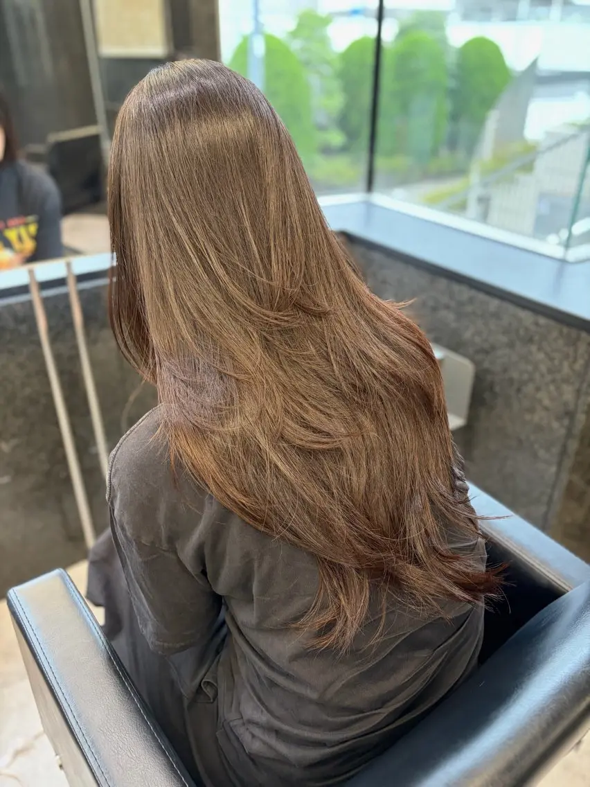 ロング レイヤーカット ロング カット ヘアカラー トリートメント 艶カラー/レイヤー/ 似合せ/ Fureaのヘアスタイル