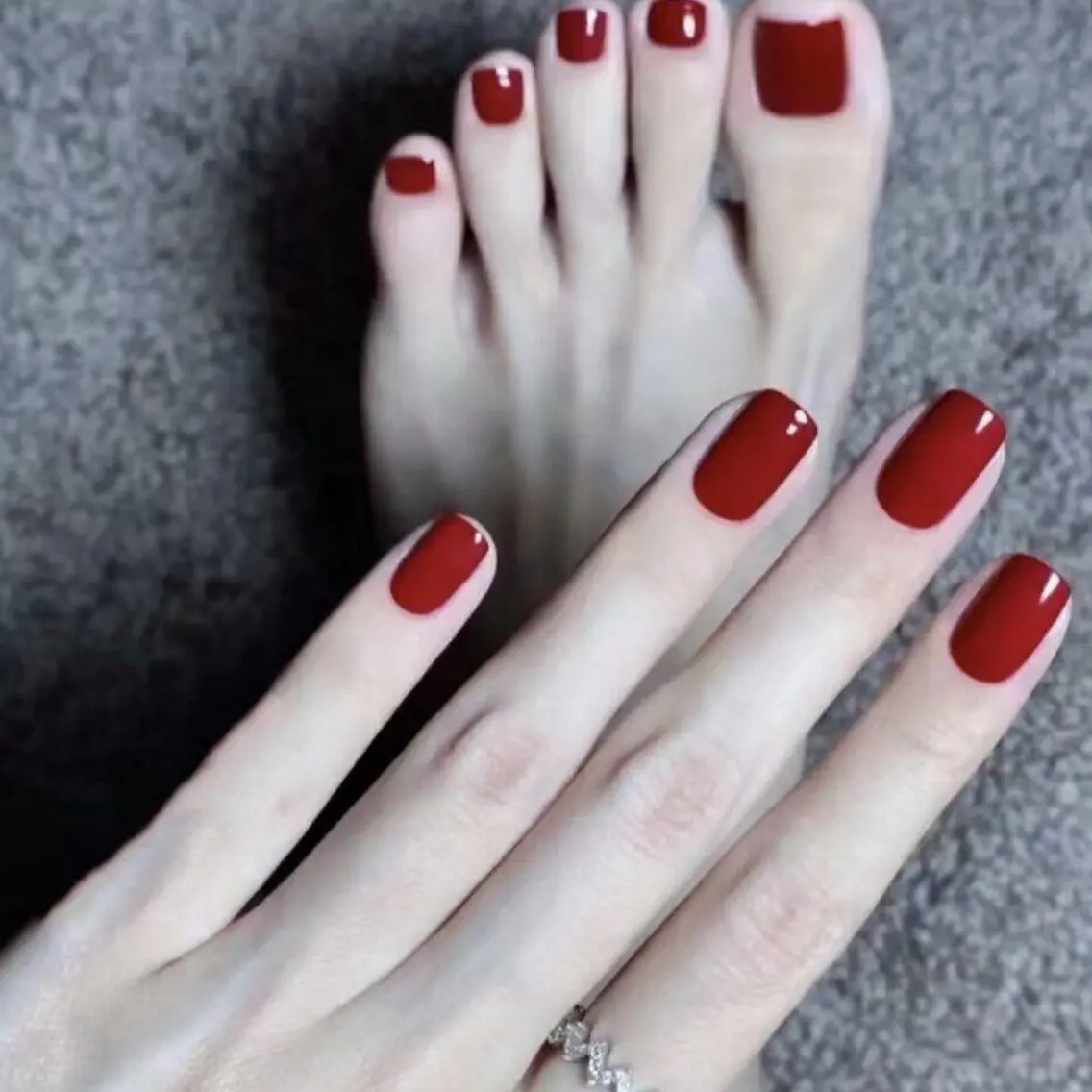 ネイル ハンドネイル フットネイル ハンドケア The Nail & Eye Lashの眉毛・アイブロウイメージ
