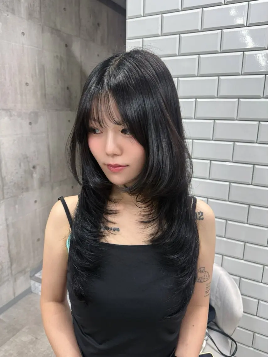 ロング カット ヘアカラー トリートメント ayano /レイヤー/艶カラーのヘアスタイル
