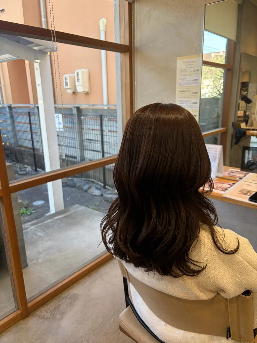 ロング カラー ブラウンカラー ショコラブラウン ヘアカラー momoka オリーブ/ベージュのヘアスタイル