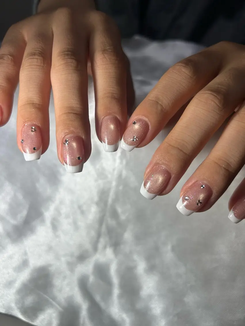 ネイル nailroom sb𓈒𓂂𓏸のネイルデザイン