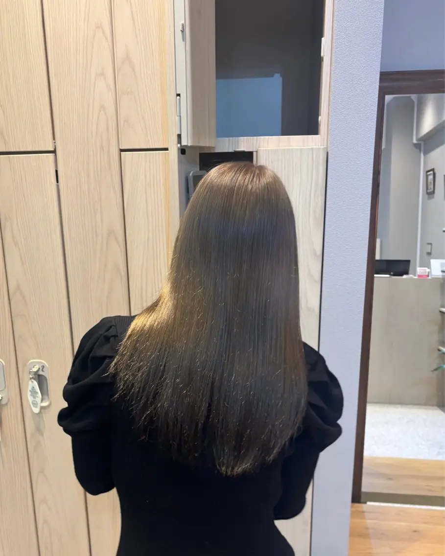 ロング ヘアカラー セト ナツミのヘアスタイル