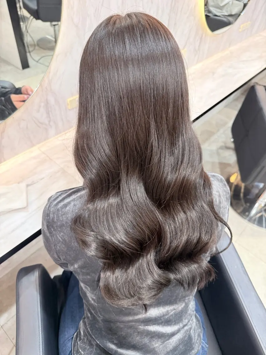 セミロング ヘアカラー ゆりあ☆彡 Lapisのヘアスタイル
