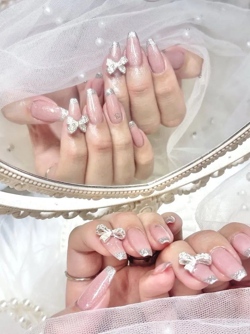 ロング ハンドネイル Nailsalon Angeのネイルデザイン