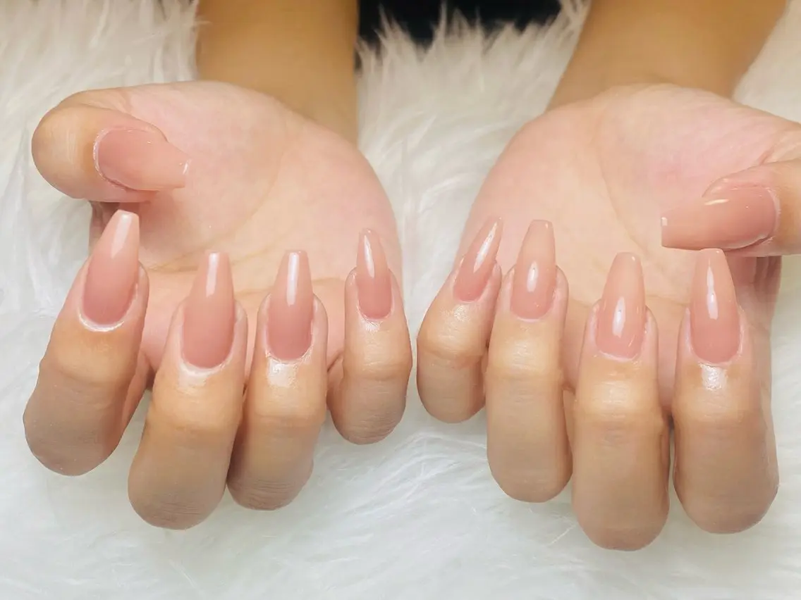 ネイル オーロラネイル ブラウン フラッシュネイル フラワーネイル ホログラムネイル ハンドネイル フットネイル Rei _Nail 新宿のネイルデザイン