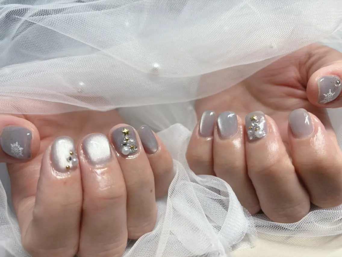 ネイル ブルー ジェルネイル 氷ネイル・うるうるネイル キラキラネイル マグネットネイル ハンドネイル Nail&eye Grow 武蔵藤沢店のネイルデザイン