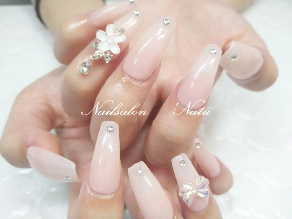 ネイル 長さ出し nailsalon　 Natuのネイルデザイン