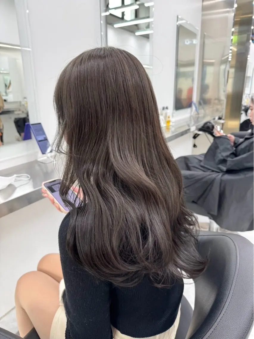 ロング カラー ふわっと抜け感🫧 ブラウンベージュ🤎のヘアスタイル