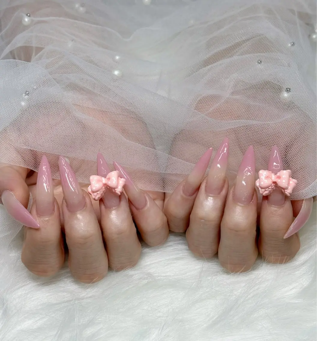 ネイル 韓国ネイル マグネットネイル 持ち込み ハンドネイル ハンドケア Mika nail_Royalのネイルデザイン