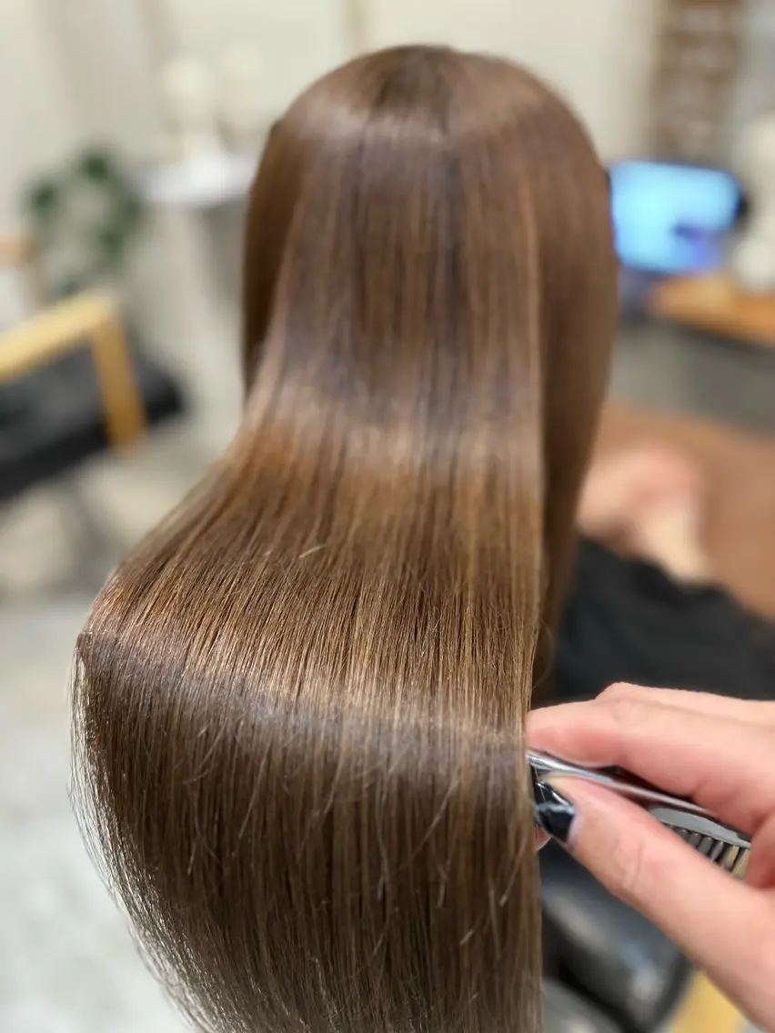 ロング カラー ヘアカラー トリートメント 福西晃希 【艶髪・髪質改善】のヘアスタイル