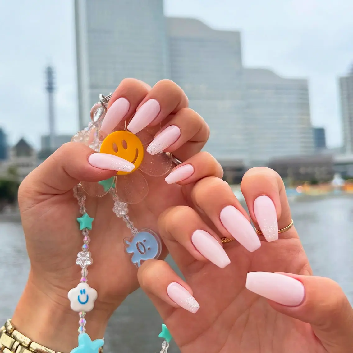 ネイル ワンカラーネイル ハンドネイル Nailsalon BLOOM🌷 山崎のネイルデザイン