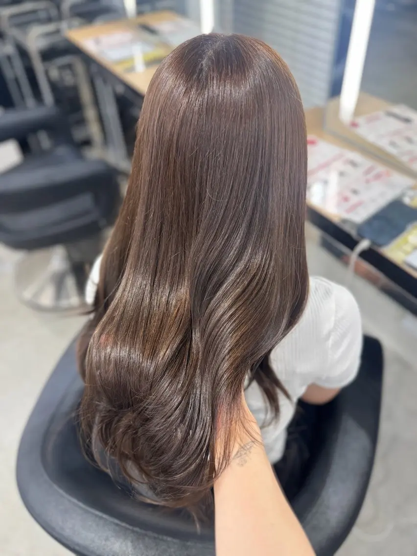 カラー 透明感カラー🫧 EMAのヘアスタイル