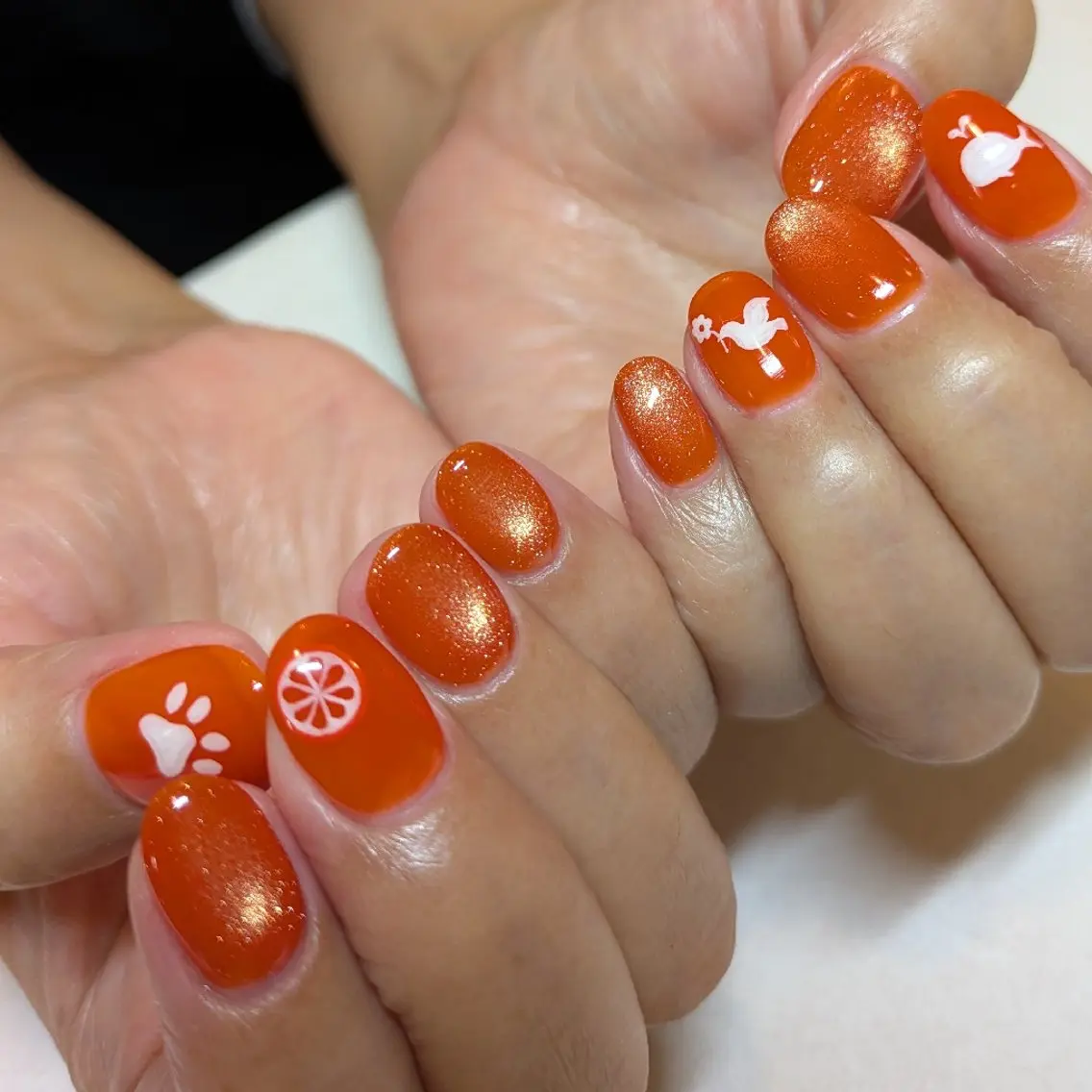 ネイル オレンジ ジェヌインネイル 河内のネイルデザイン