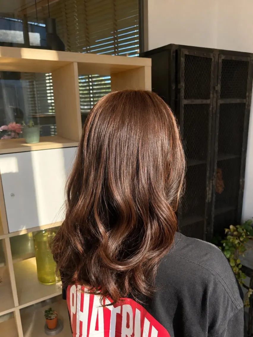 ミディアム ヘアカラー 箭代 七海のヘアスタイル