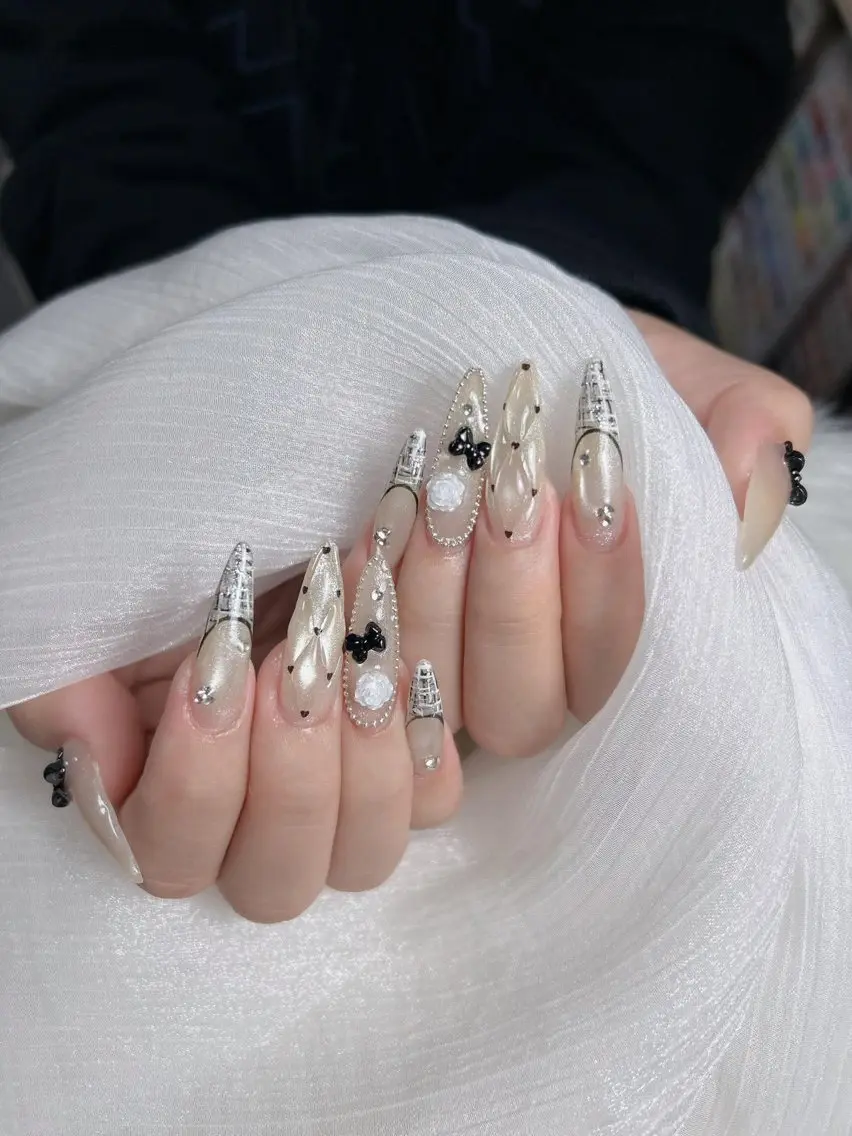 ネイル ハンドネイル Swan Nail Salonのネイルデザイン