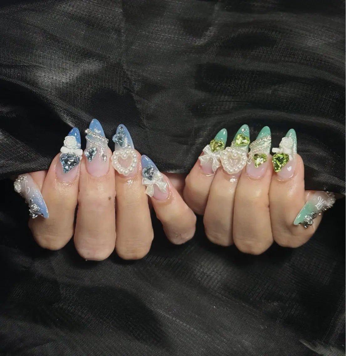 ネイル オーロラネイル チークネイル フットネイル フレンチネイル ジェルネイル ハンドネイル Havi Nailsのネイルデザイン