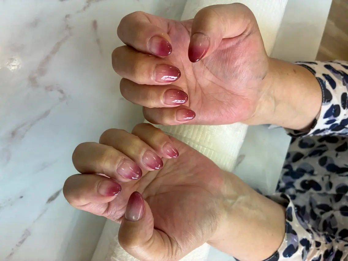 ネイル NAILHOLIC 三鷹　　　ミヤビのネイルデザイン