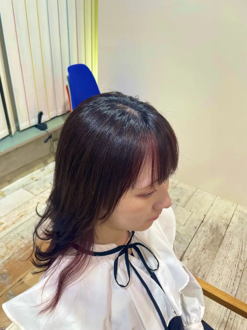 カラー ミストバング  フェイスフレーミング ピンクカラー たけみ りさのヘアスタイル