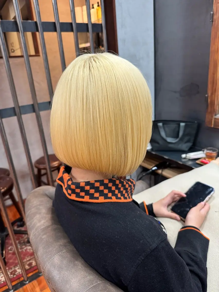 💜カット+リタッチブリーチ💜の写真