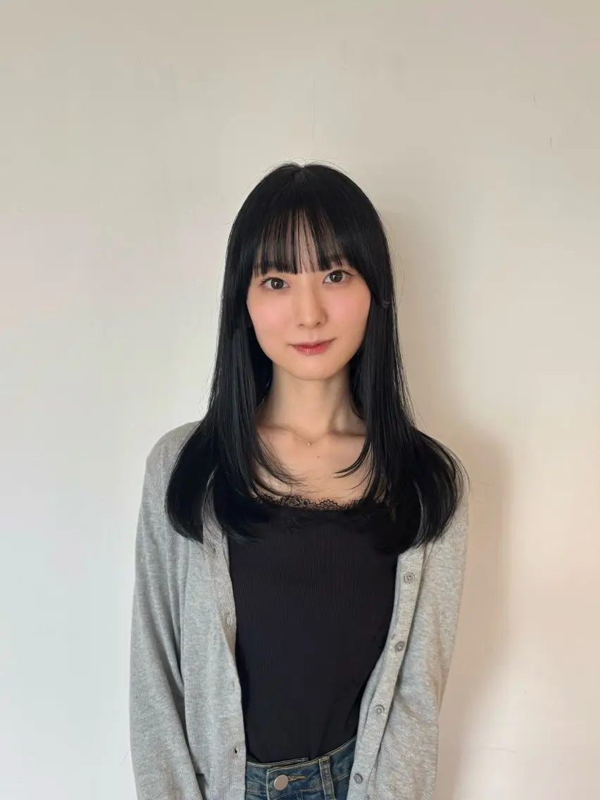 ロング カット ヘアカラー 勝田 沙耶のヘアスタイル