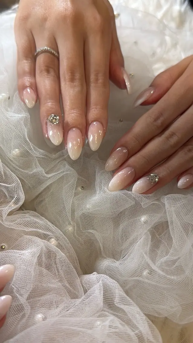 ネイル フラッシュネイル フラッシュマグ フットネイル フレンチネイル 韓国ネイル ハンドネイル SAKU nail 作島茜のネイルデザイン