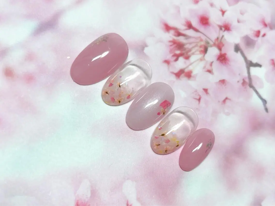 ネイル 桜ネイル 春ネイル ハンドネイル ネイルサロン アティロンのネイルデザイン