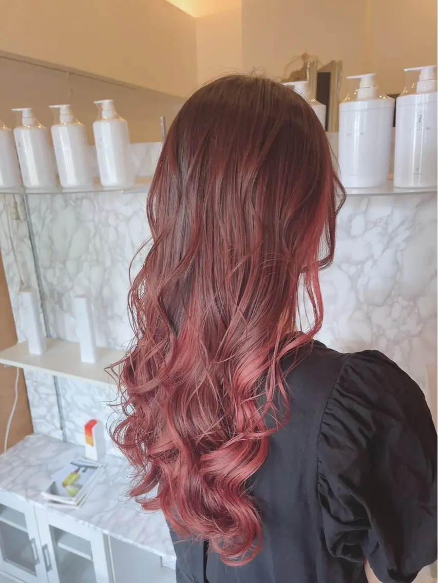 ロング カット ヘアカラー トリートメント 💎JADE GRACE💎のヘアスタイル