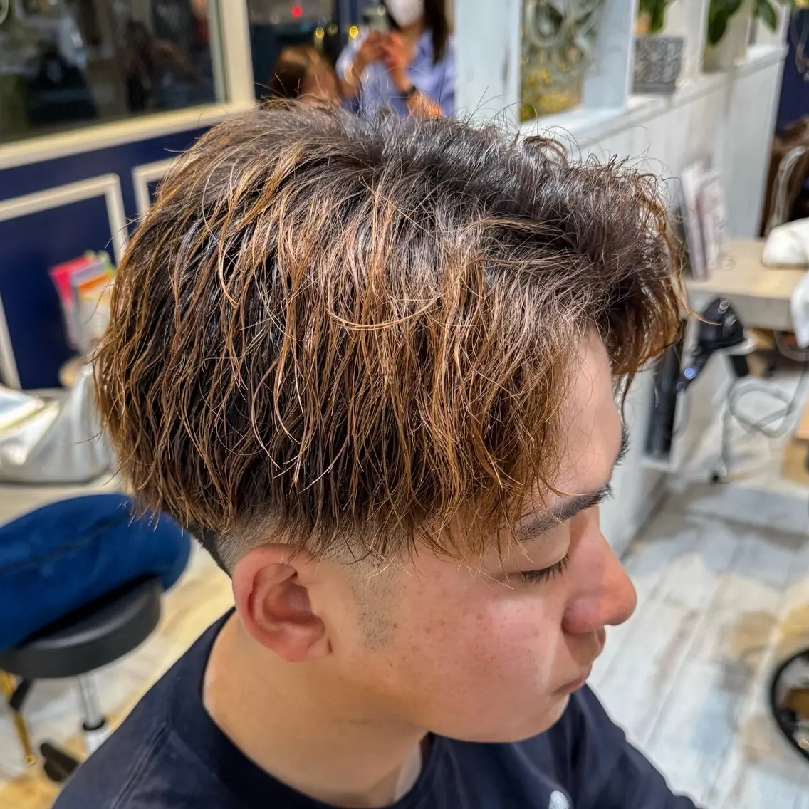 ショート パーマ メンズ メンズパーマ 波巻きパーマ カット 吉田 新平のヘアスタイル
