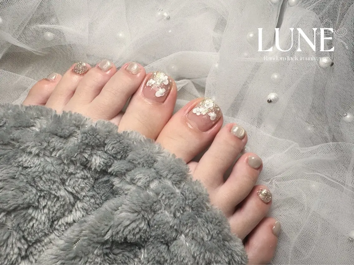 ネイル 時吉✨LUNE nail salonのネイルデザイン