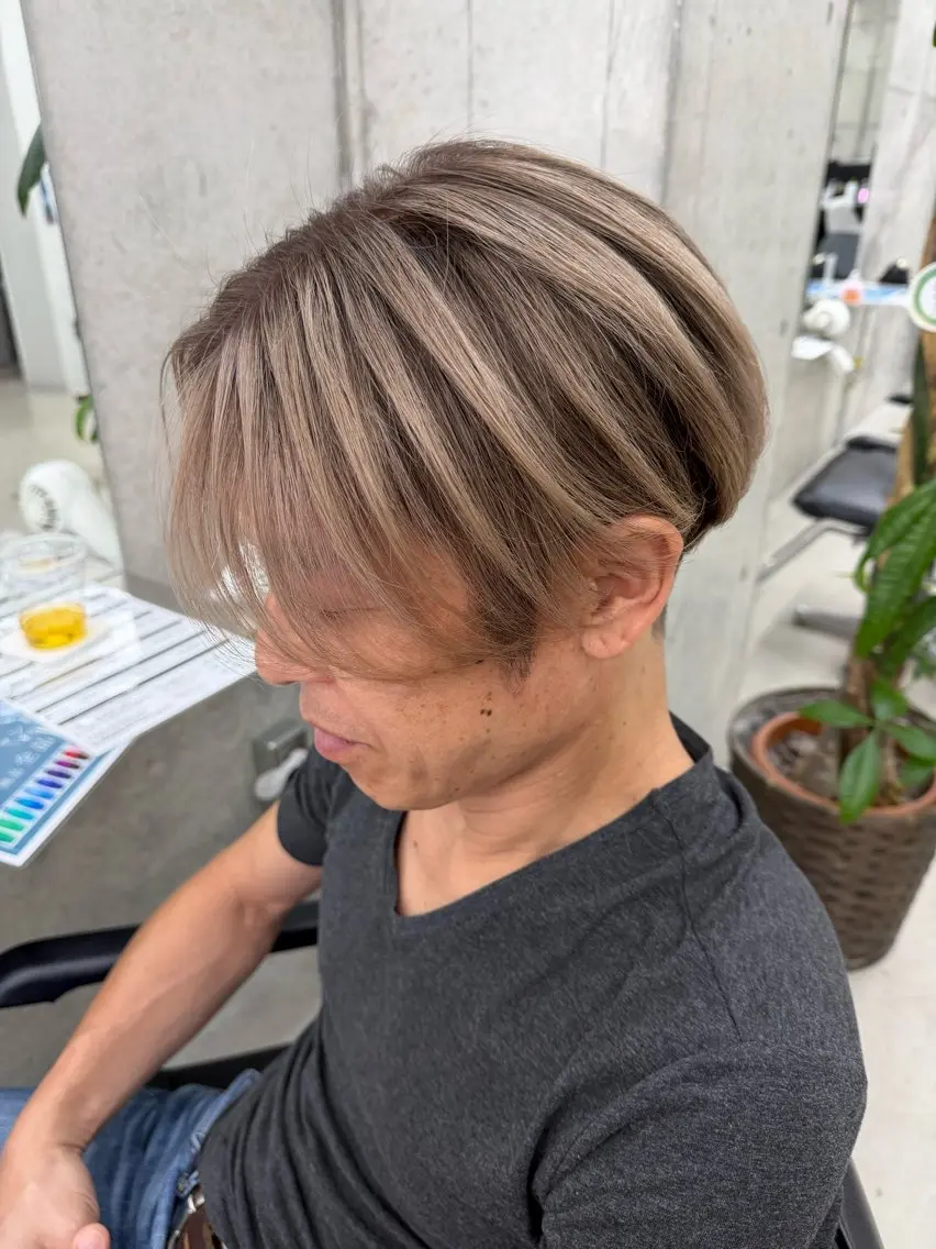 ショート カラー バレイヤージュ レイヤーカット ヘアカラー Kazuki/名古屋 ブリーチ/髪質改善のヘアスタイル