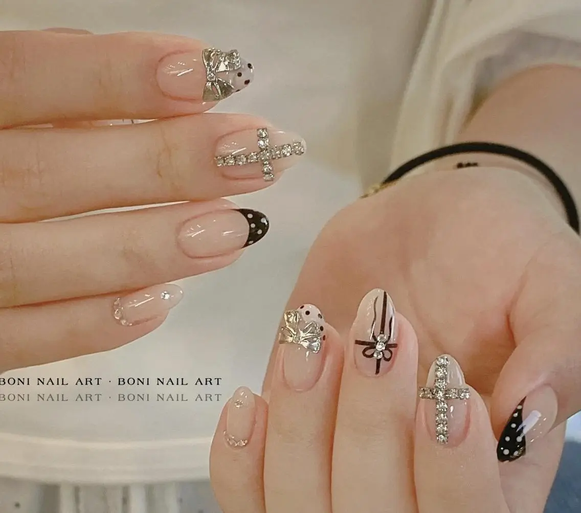 ネイル ハンドネイル 🎀 UU_nailのネイルデザイン