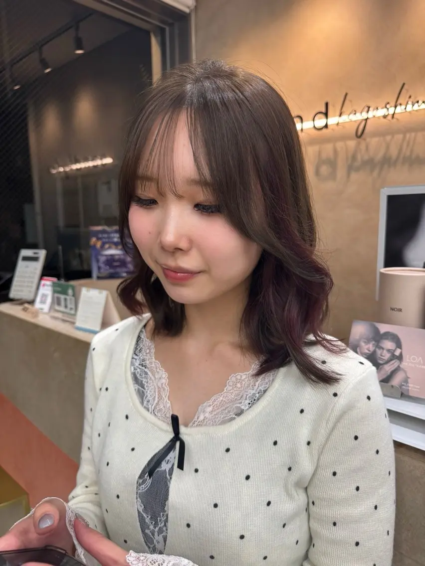 カラー ベージュカラー オリーブベージュ ピンクカラー sand emaのヘアスタイル