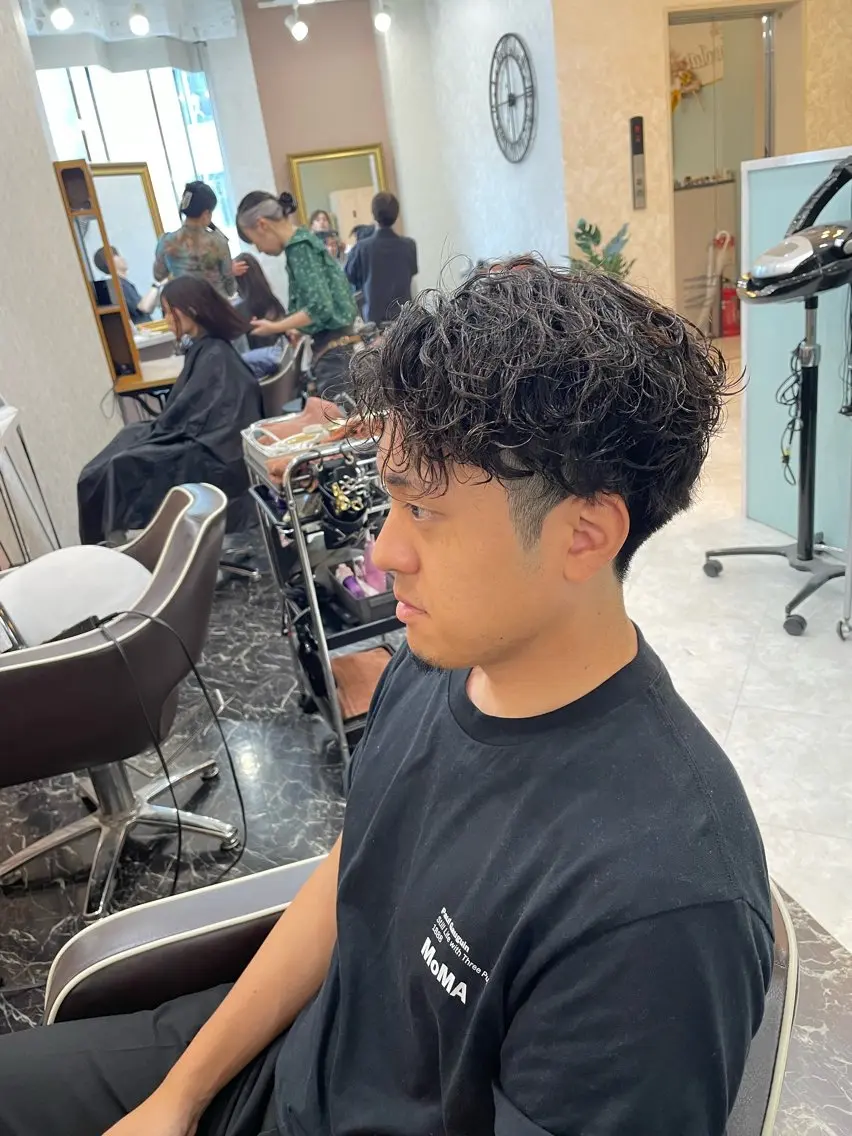 メンズ カット パーマ 亀川蓮 Agu hairのヘアスタイル