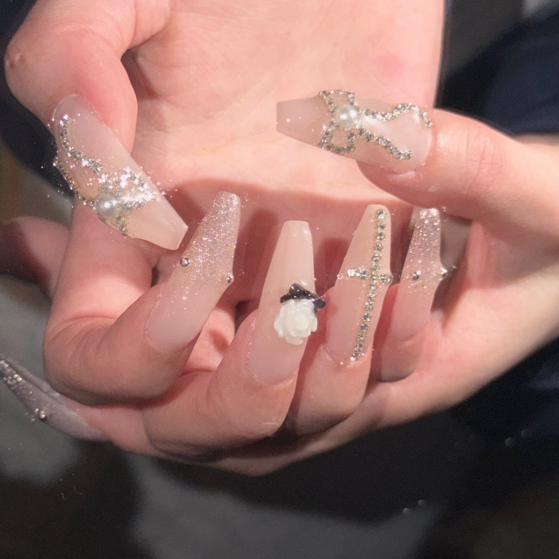 ネイル ハンドネイル CARAT カラットのネイルデザイン