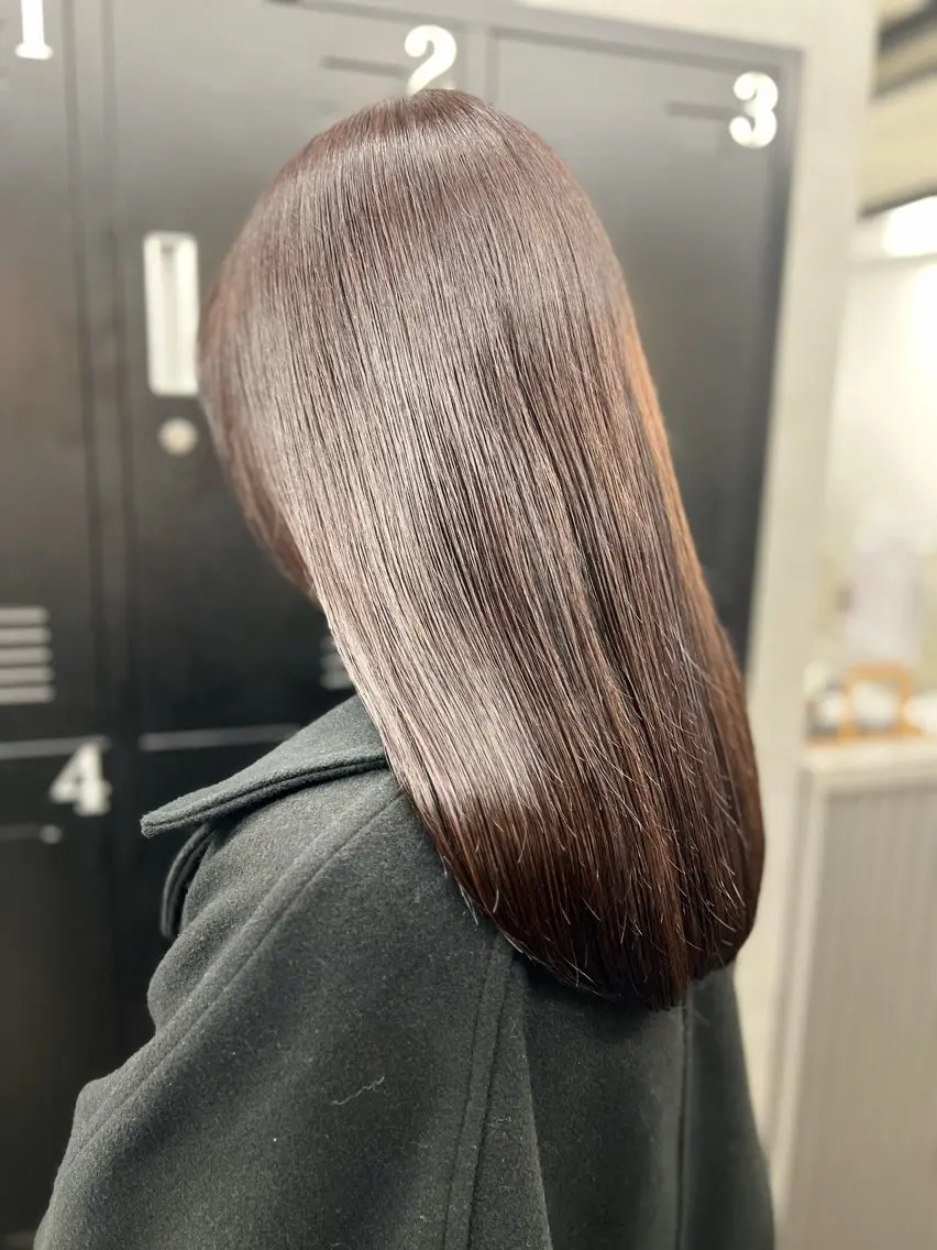セミロング カラー 透明感カラー特化🫧 🦋栗原🦋のヘアスタイル