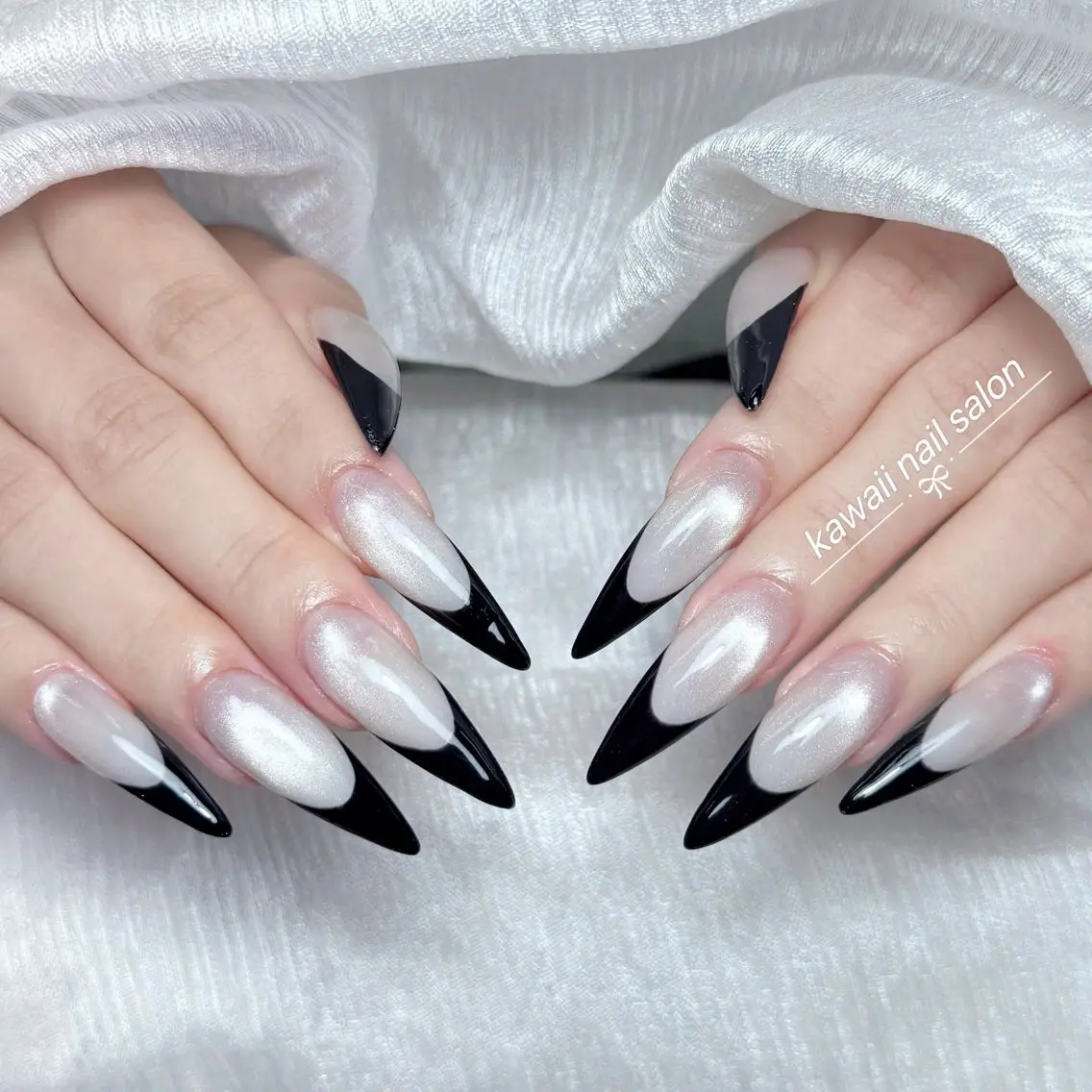 ネイル アニマル柄 長さ出し フレンチネイル グラデーション キラキラネイル Kawaii Nail Salonのネイルデザイン