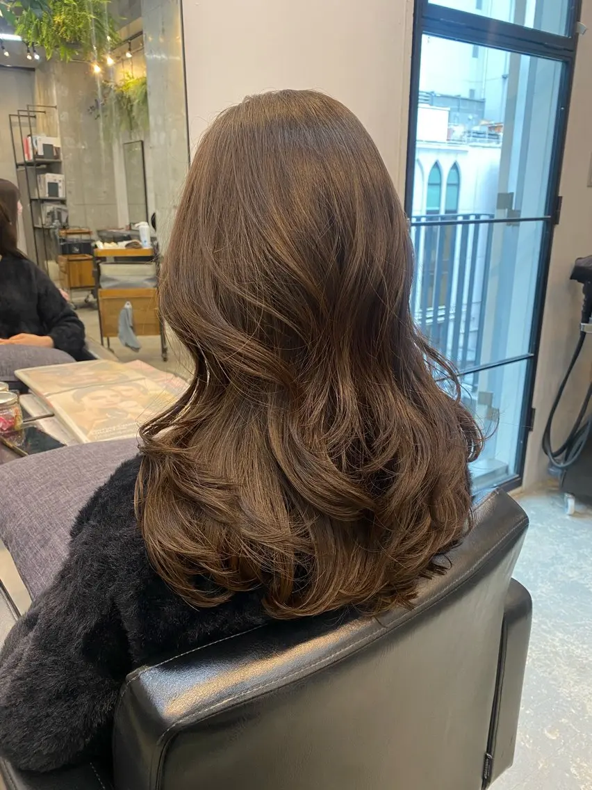 ロング レイヤーカット やました もえかのヘアスタイル