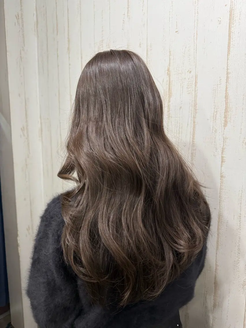 ロング カット ヘアカラー トリートメント ヘッドスパ ·̩͙꒰ঌ miku 𓂃 𓈒𓏸 ໒꒱のヘアスタイル
