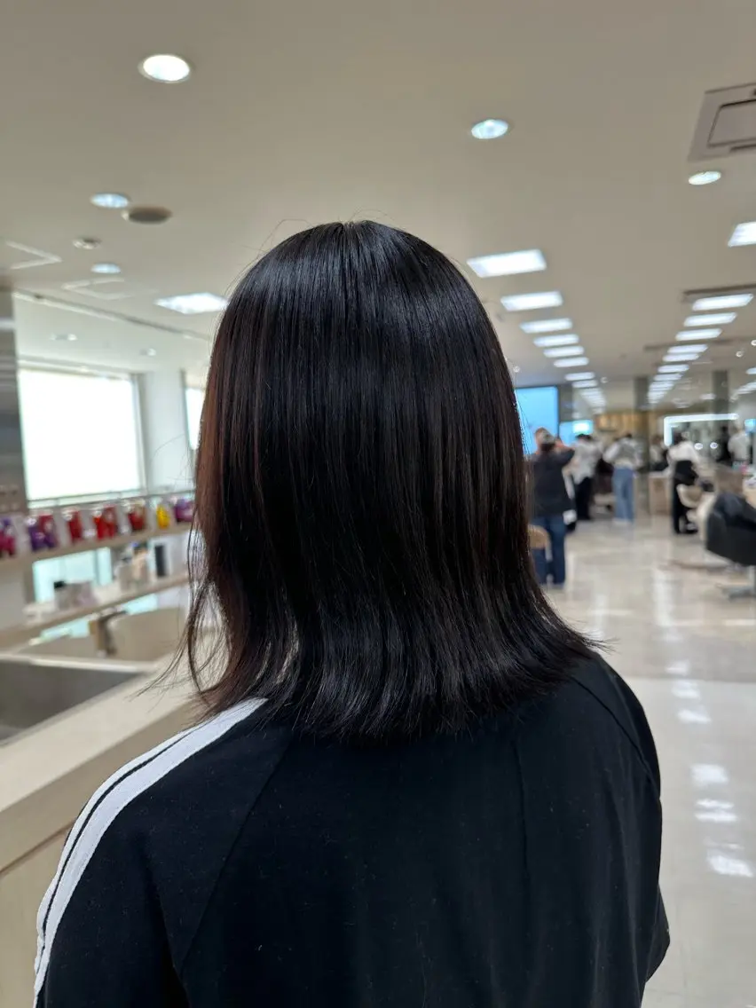ショート カラー 艶髪 黄金比みくのヘアスタイル