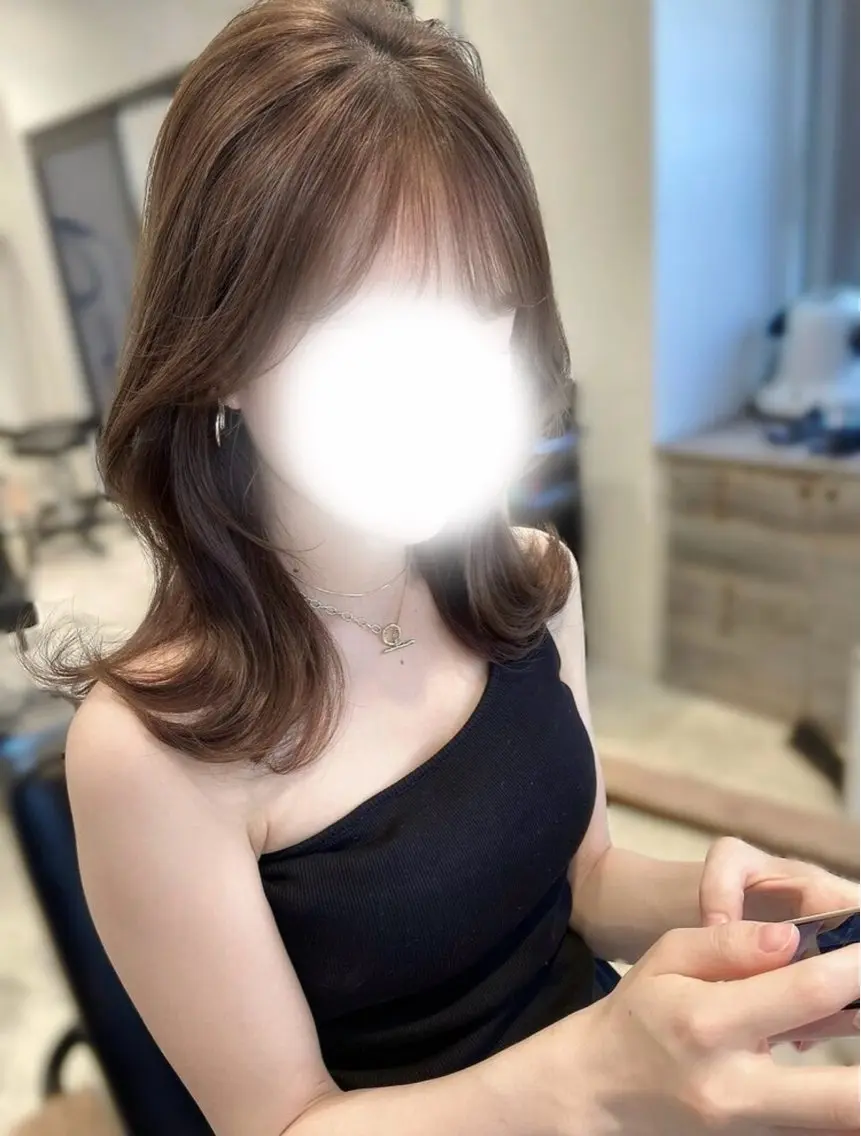 ミディアム 高橋 蛍瑠のヘアスタイル