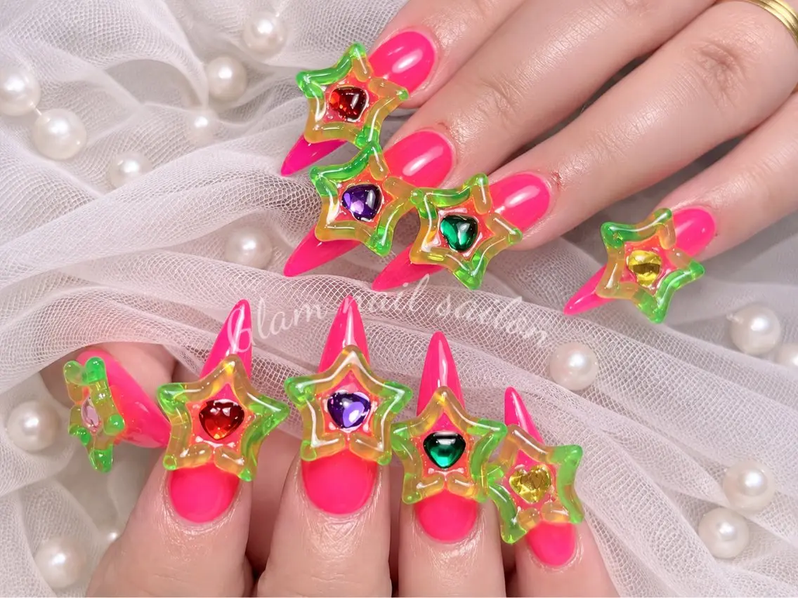 ネイル ハンドネイル エツメ💅 長さ出し🎀デザインのネイルデザイン