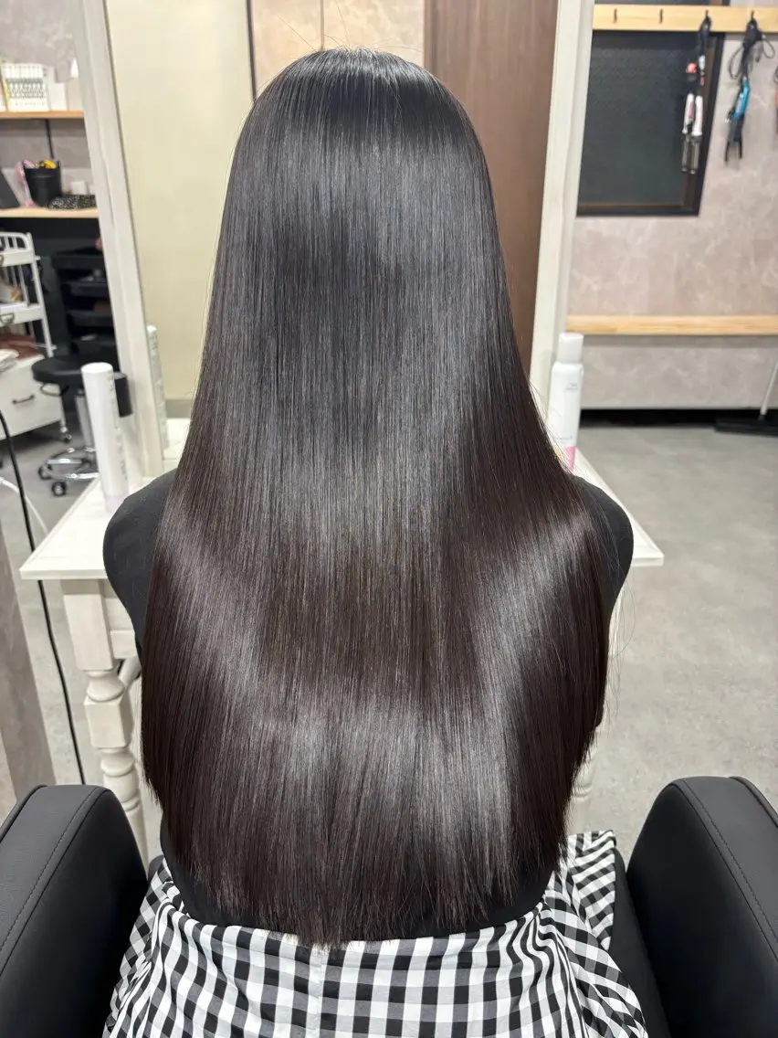 ロング 縮毛矯正 トリートメント かがみ/メンテナンス カット無料のヘアスタイル