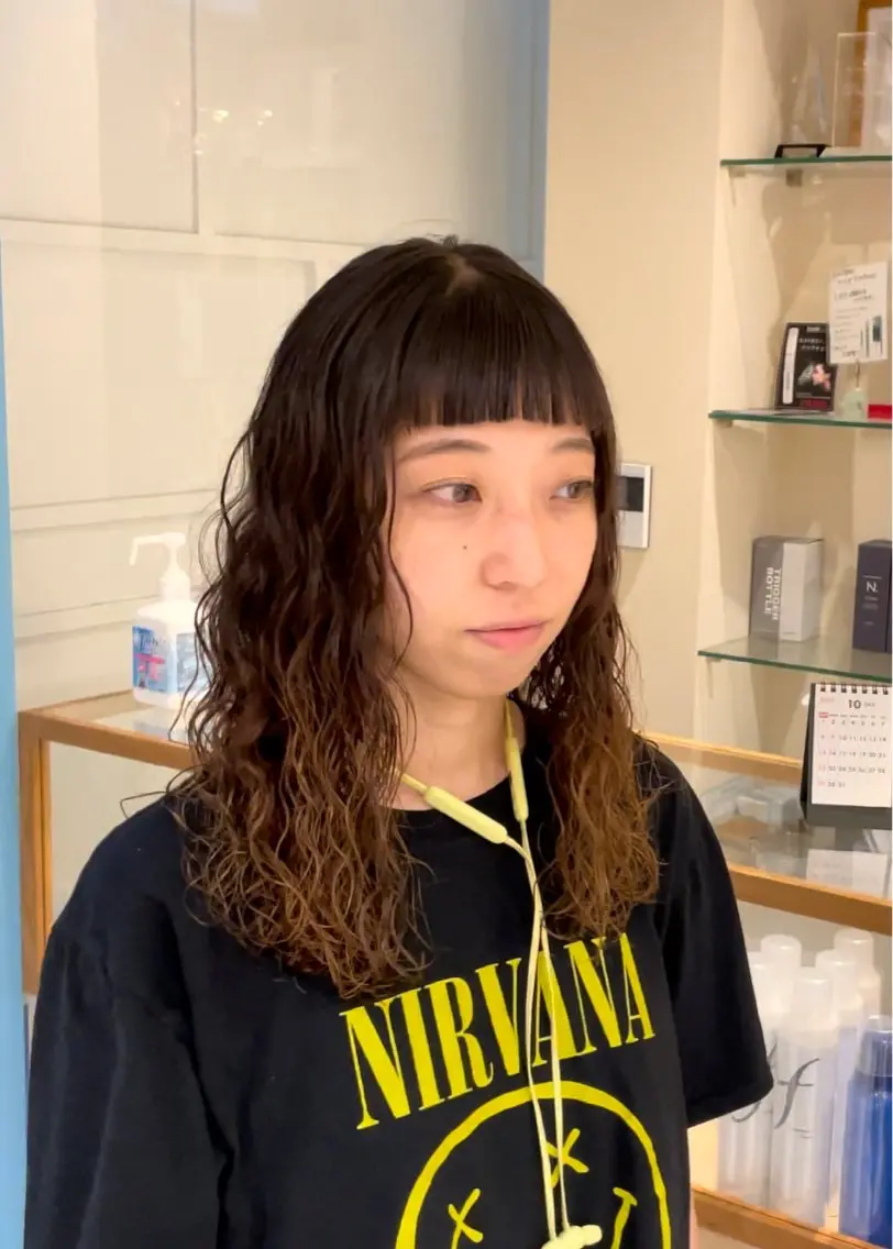 ミディアム パーマ カット パーマ トリートメント 大石 陽菜のヘアスタイル