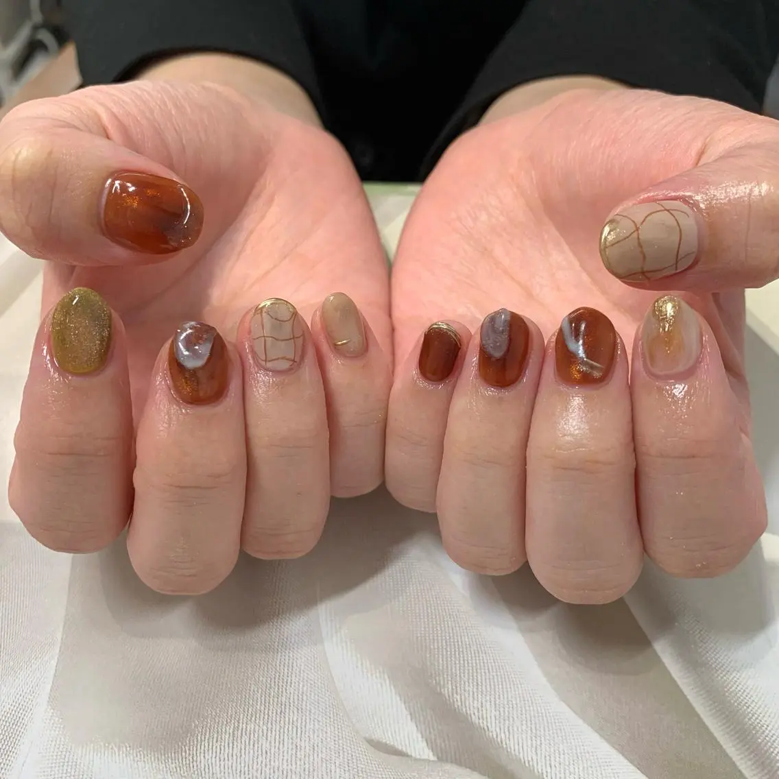 ネイル ニュアンスネイル マキノ ユイのネイルデザイン