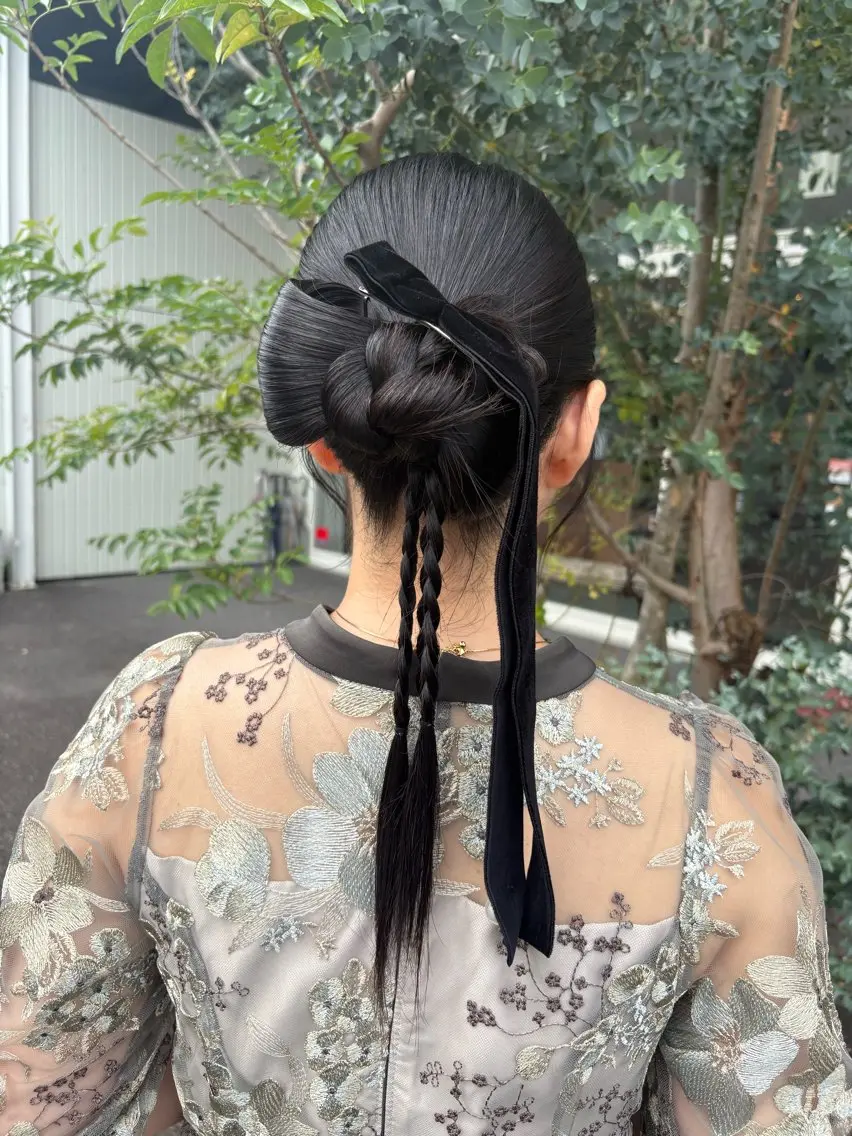 セミロング ヘアアレンジ ヘアセット 高橋 乙葉のヘアスタイル